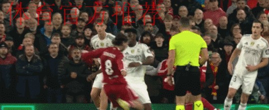 从错失绝杀到绝杀!马奎尔287天后救赎,安菲尔德激情滑跪 从错失绝杀到绝杀!马奎尔287天后救赎,安菲尔德激情滑跪